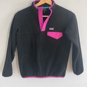 Patagonia Girls Synchilla Snap-T Pullover Black Pink Size 7-8